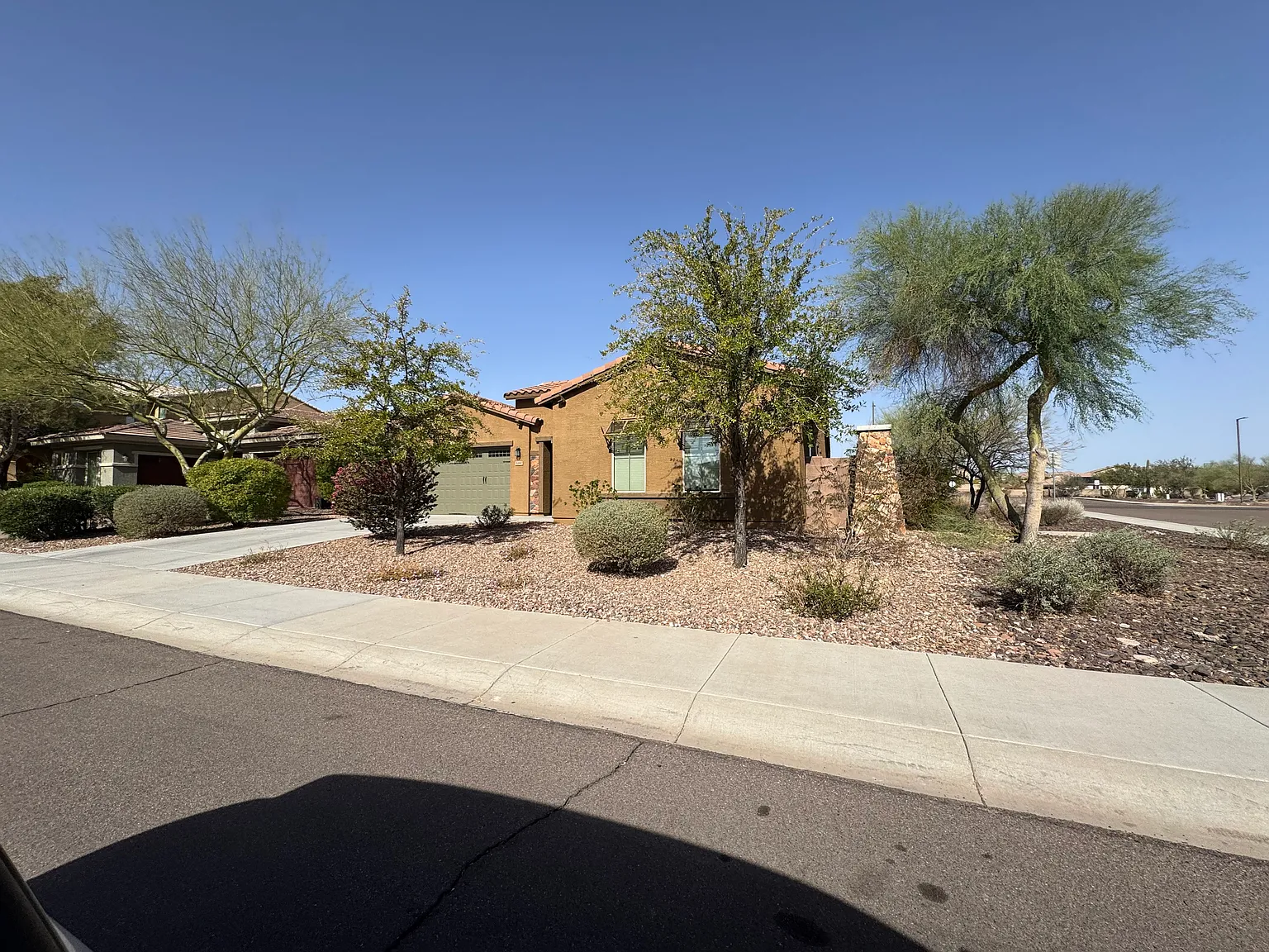 4 bed, 2478 sqft, $2,800 — Photo 3