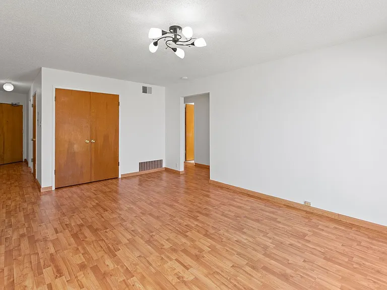 230 12th Ave #389R — Photo 4