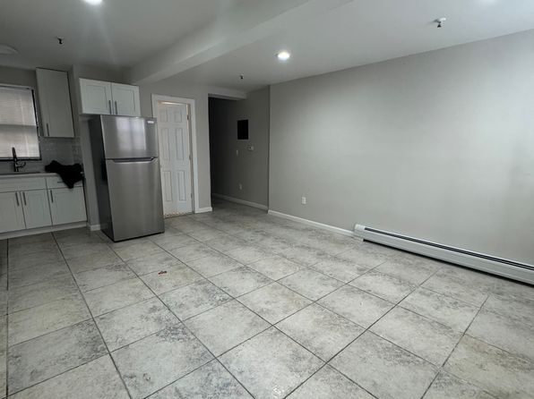 (undisclosed Address)