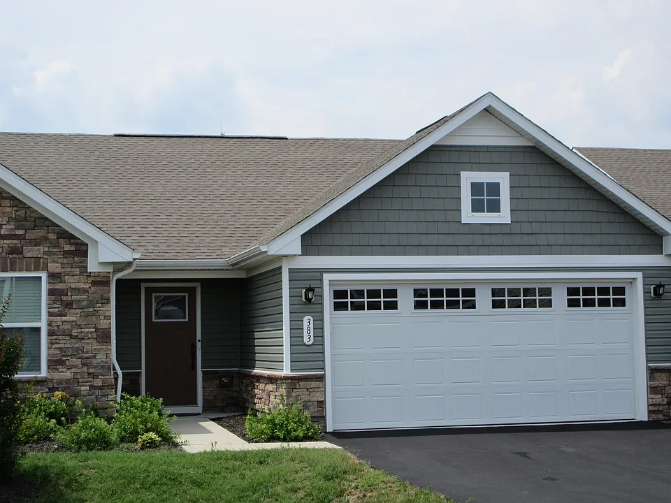 383 Windflower Dr