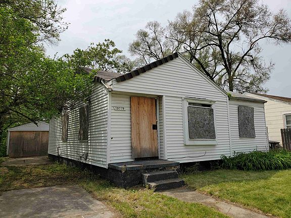 19779 Greenlawn
