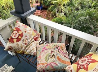 1222 Cabrillo Ave, Venice, CA 90291