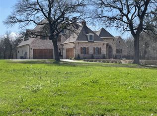 90 Woodland Hills Dr, Sherman, TX 75092