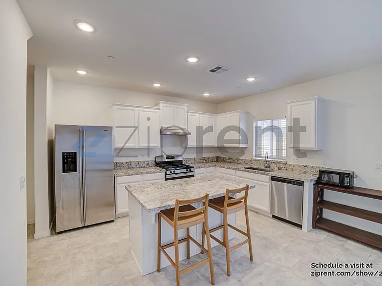 3041 Sky Watch Way — Photo 3