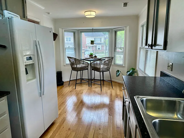 1 Hillington Pl #1 — Photo 19