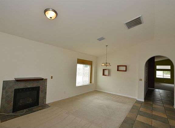 4th image of 612 La Florida Dr