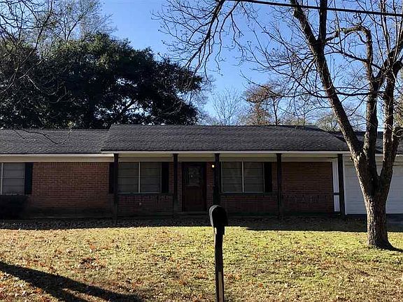 2nd image of 104 Green Lane Trl
