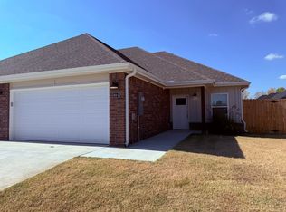 84 E Bottlebrush Bnd #2, Farmington, AR 72730
