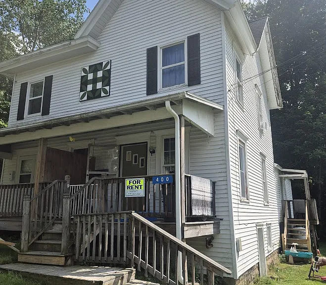 400 Jackson St — Photo 1