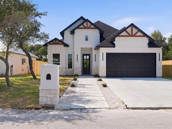 924 S 10th, Aransas Pass, TX 78336