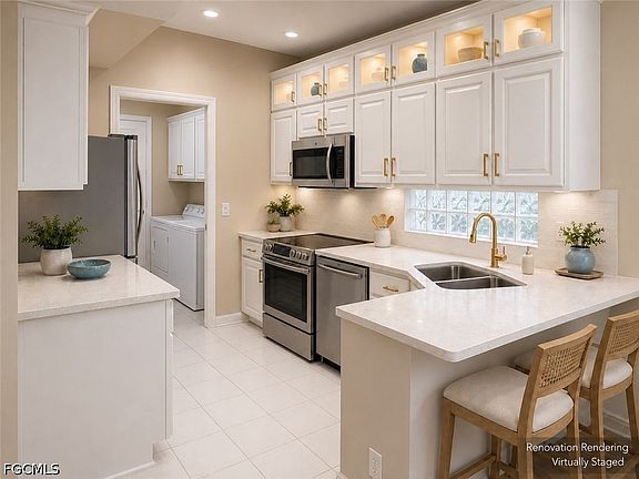 3rd image of 10704 Rio Mar Cir