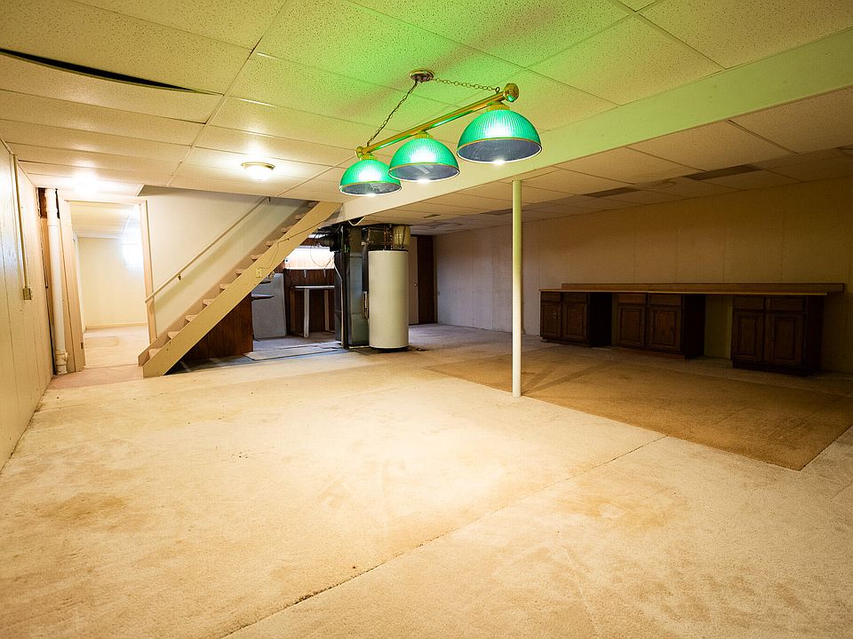 22nd image of 11021 Paddock Dr