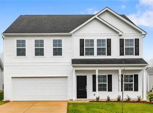 529 Raspberry Hill Rd, Winston Salem, NC 27106