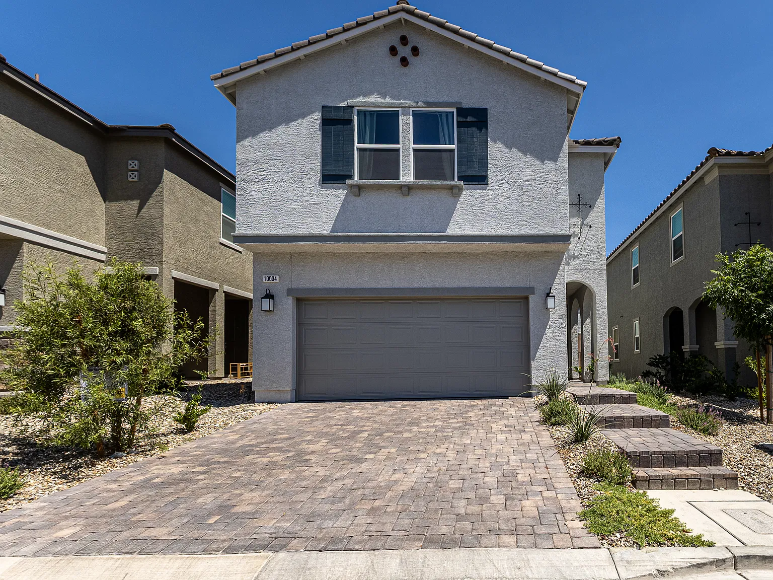 5 bed, 2460 sqft, $2,995 — Photo 1