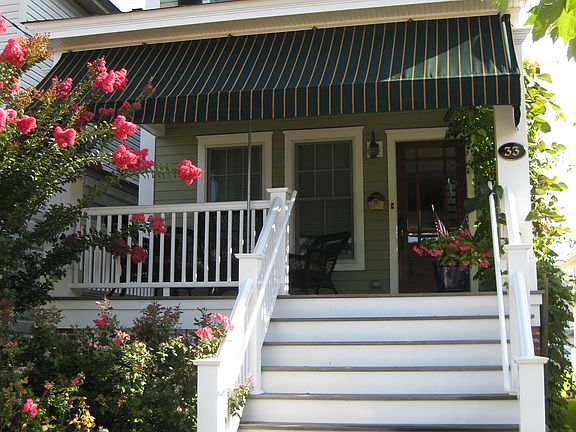 2nd image of 33 Bayview Pl