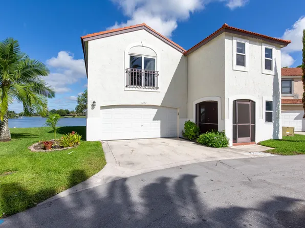1704 Shoreside Cir, Wellington, FL 33414