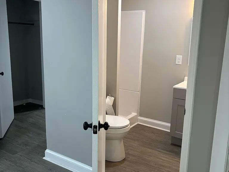807 Branson St #2 — Photo 7
