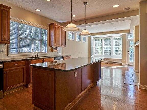 5th image of 7067 Fernridge Dr