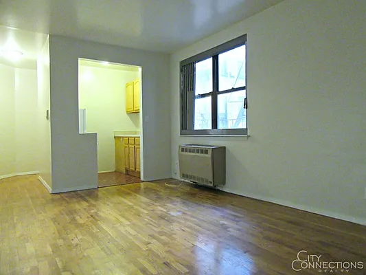 Rented by City Connections Realty | media 18