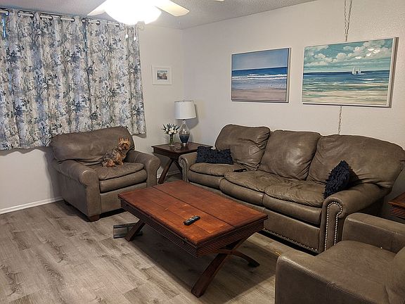 5th image of 205 Sherwood Dr