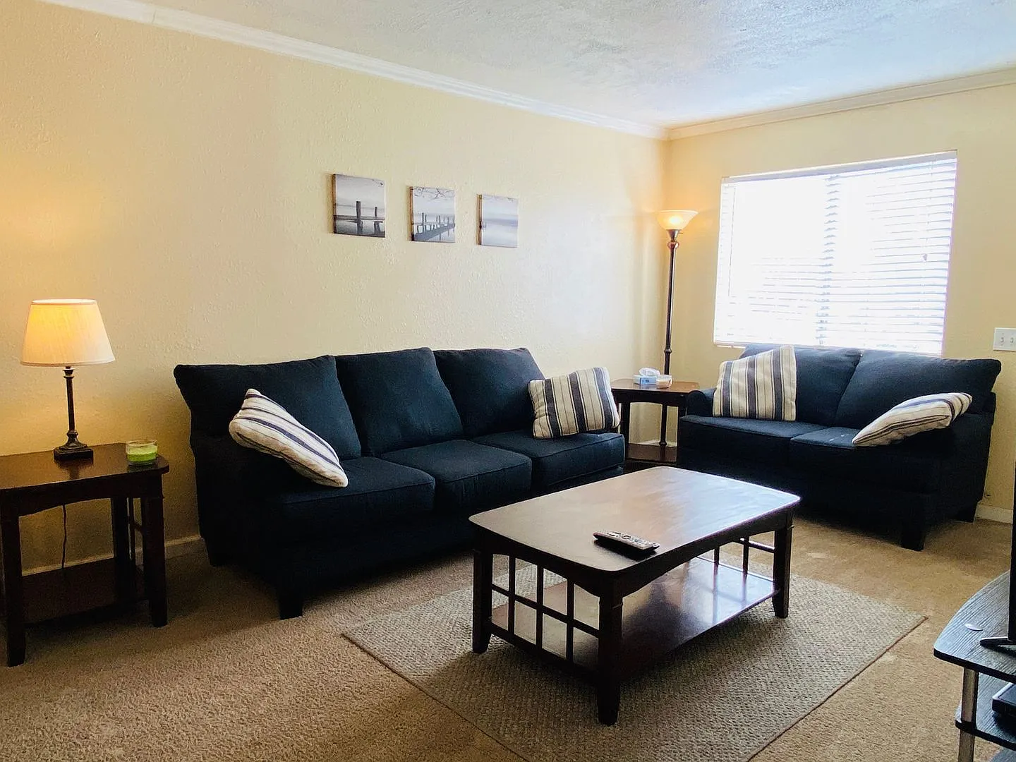 525RI — Photo 2