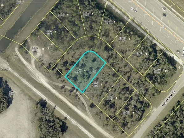 807 Fabian Cir, Fort Myers, FL 33913