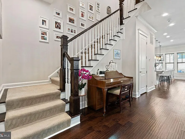 17243 Miss Packard Ct — Photo 24
