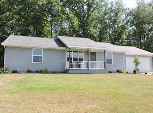 140 Red Oak Dr, Beaverton, MI 48612