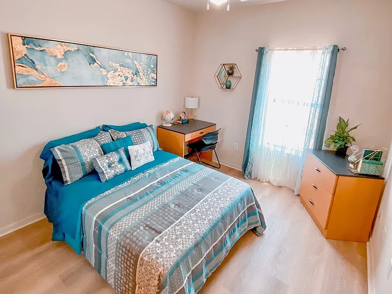 4 Bedroom