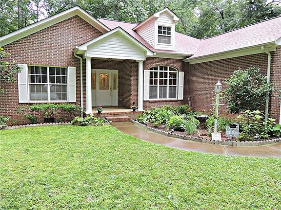 4th image of 1241 36th Avenue Dr NE