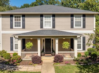 1023 Red Oak Cir, Benton, AR 72019