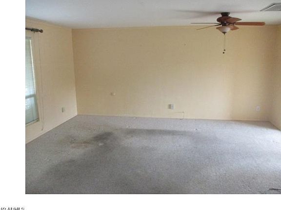 3rd image of 11004 N Madison Dr