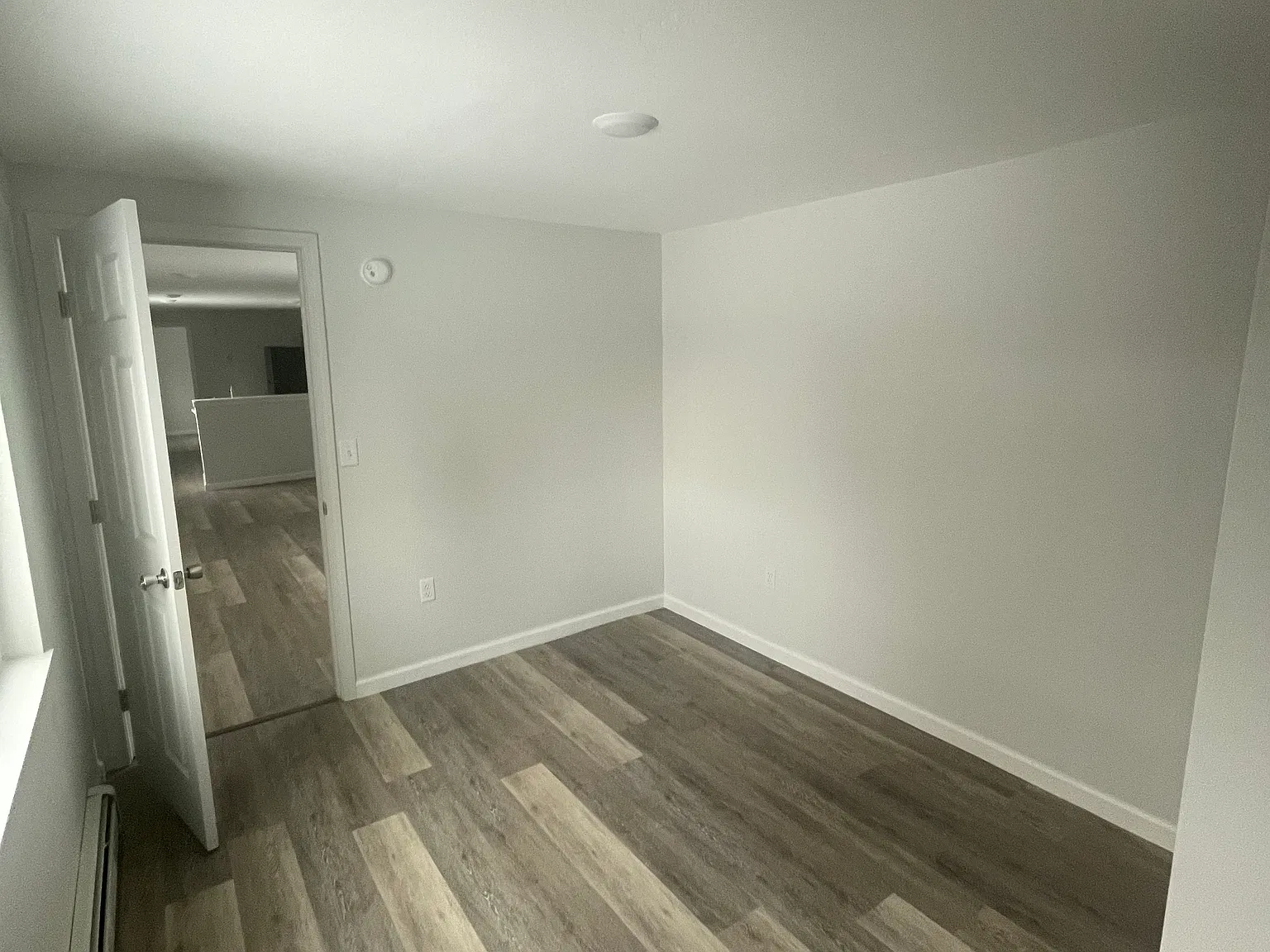 2 bed, 742 sqft, $1,400 — Photo 4