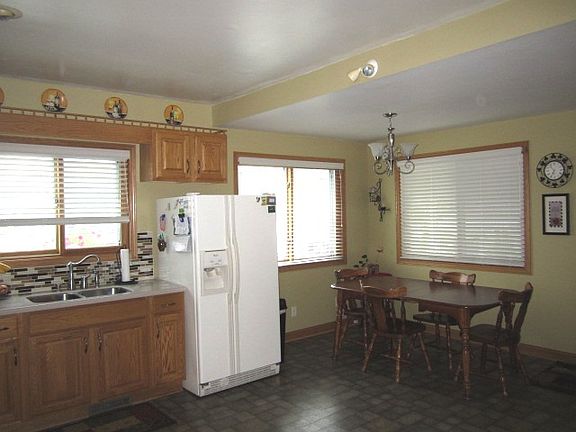 5th image of 1217 Elizabeth Ave