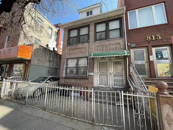 811 59th St, Brooklyn, NY 11220