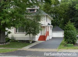 11 Maple Ave, Hamburg, NY 14075