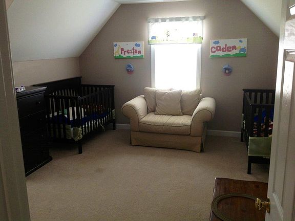 2nd Bedroom