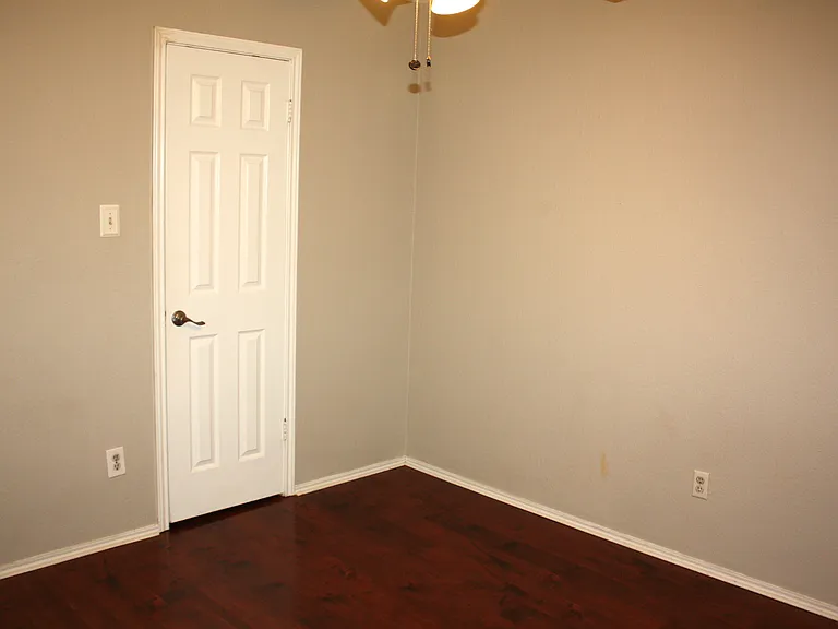 1528 Haven Pl — Photo 12