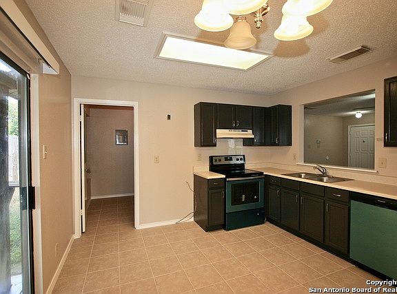 4th image of 9721 Green Plain Dr