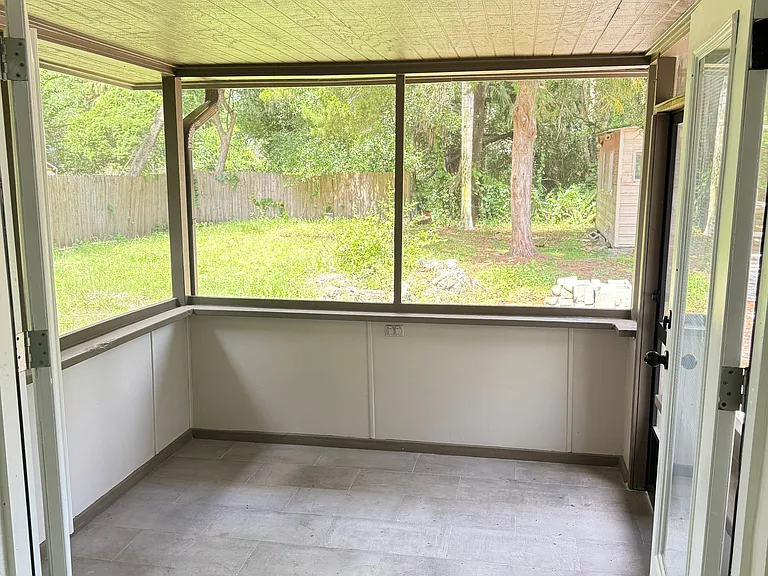 4358 Bedford Rd — Photo 6