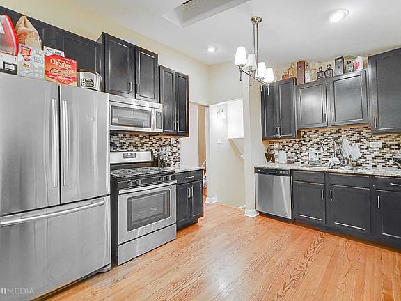 3rd image of 456 Joyce Ct