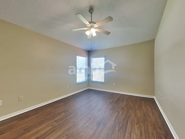 24801 Black Creek Ct — Photo 10