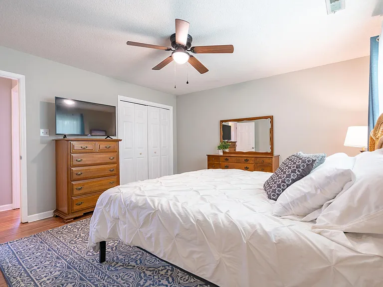 2703 Carrington Dr SW — Photo 13