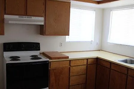 4954 E Saint Louis Ave — Photo 7