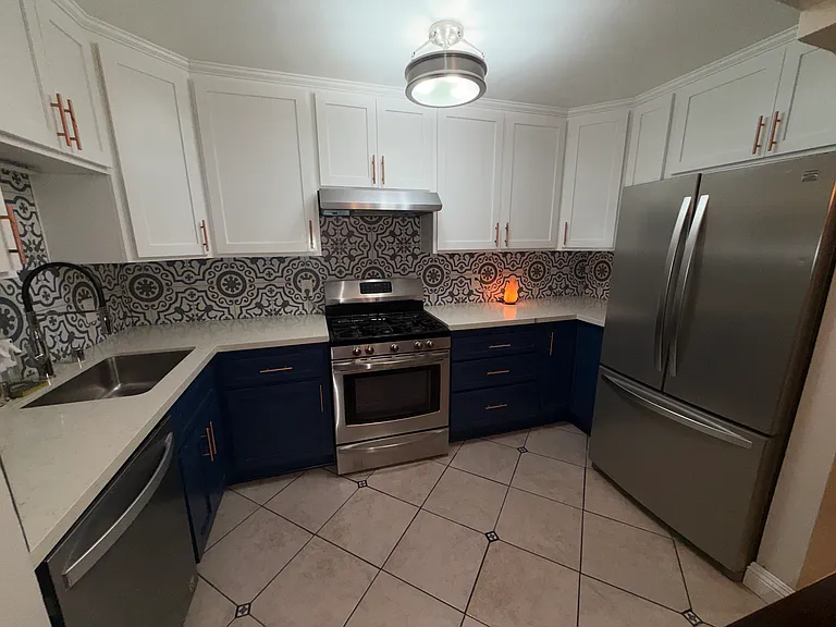 274 G St — Photo 9
