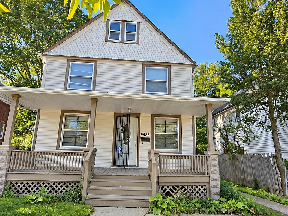 9522 Dunlap Ave