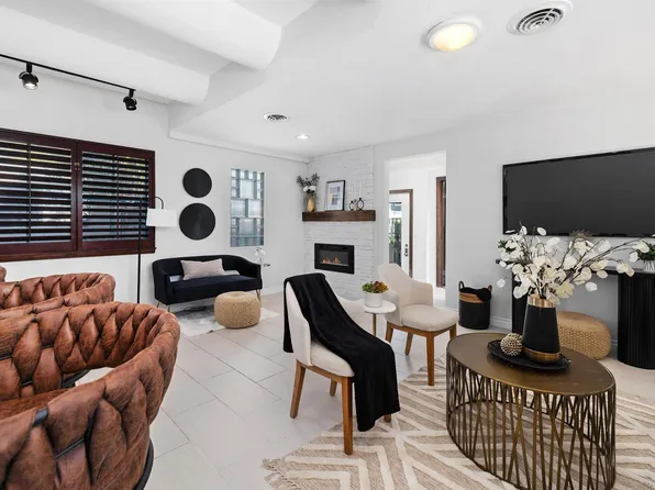 1564 Reed Ave, San Diego, CA 92109