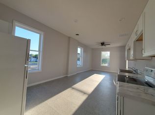 458 N 9th St #1, Clinton, IN 47842