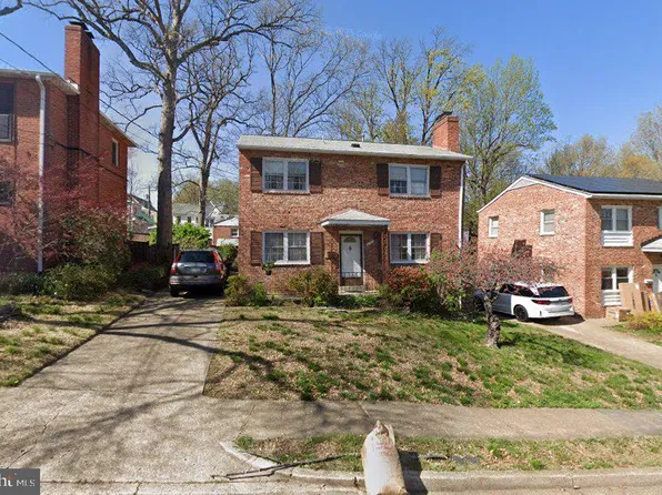 4701 9th St S, Arlington, VA 22204