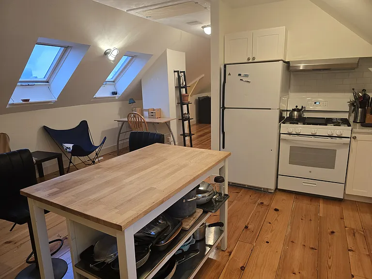 133 Calumet St #4 — Photo 5